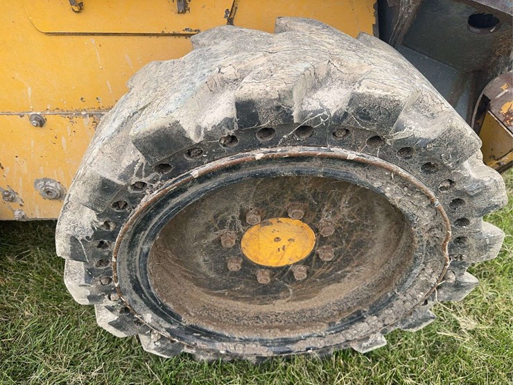 deere-318g-image-17