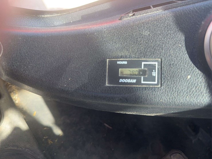 2021-doosan-dl220-5-image-60