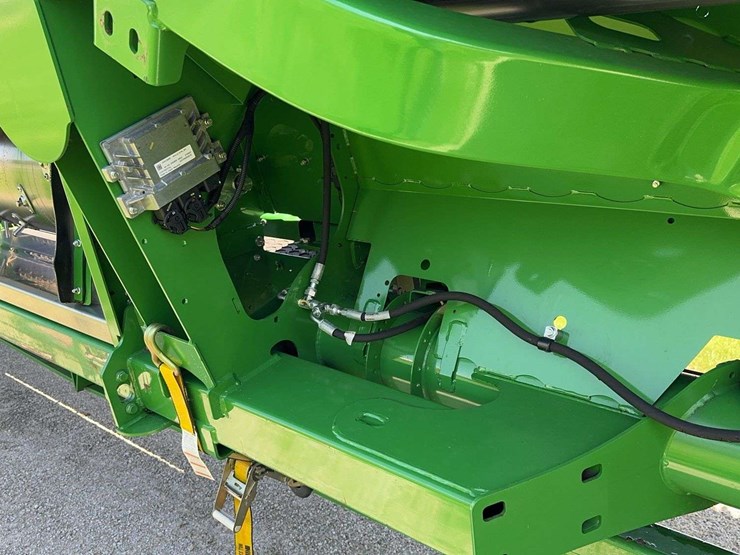 2018-john-deere-635fd-image-15