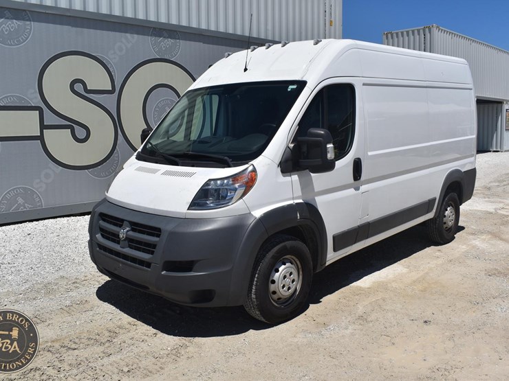 2014-ram-promaster-1500-image-1