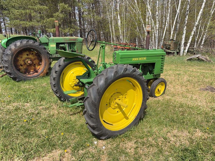 john-deere-h-image-3
