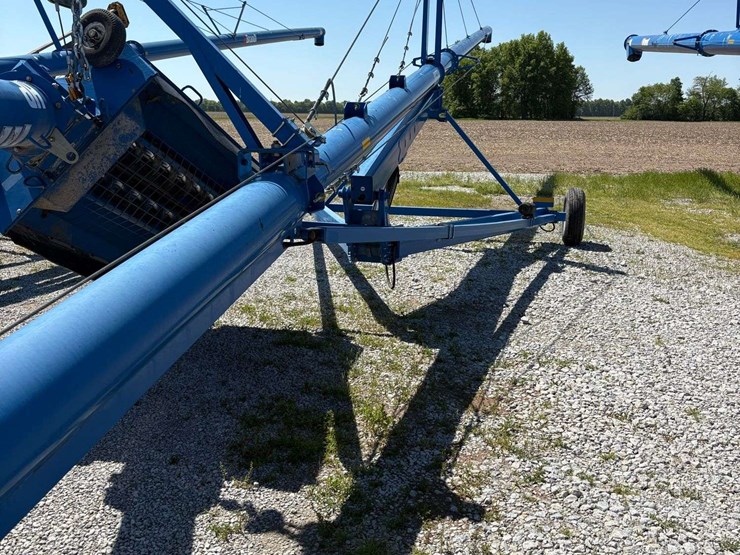 brandt-1070-swing-away-auger,-540-pto,-hyd.-winch-image-6