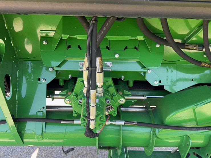 2018-john-deere-635fd-image-13