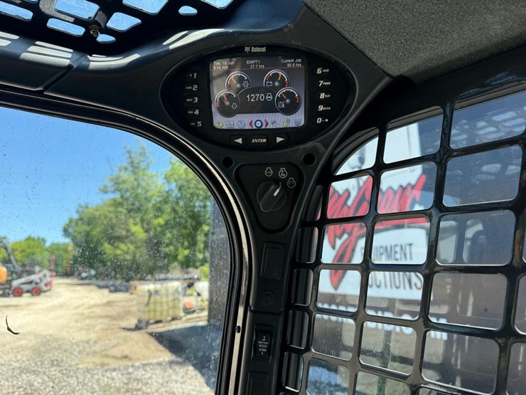 bobcat-s550-image-21