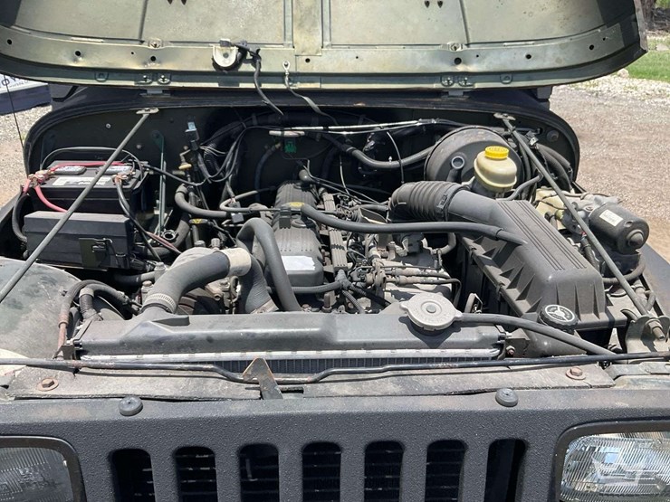 1995-jeep-wrangler-image-7