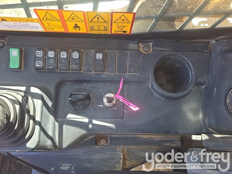 2022-takeuchi-tl12v2-image-43
