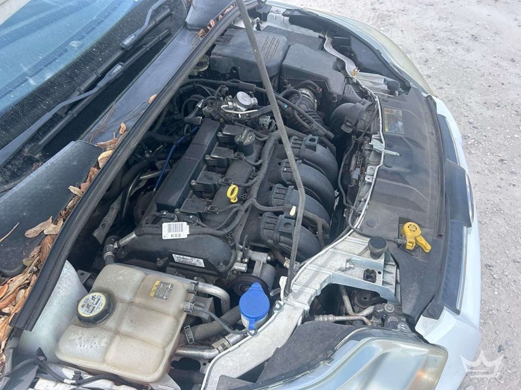 2012-ford-focus-sedan-image-9