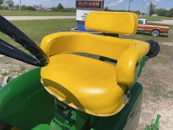 john-deere-4010-image-72