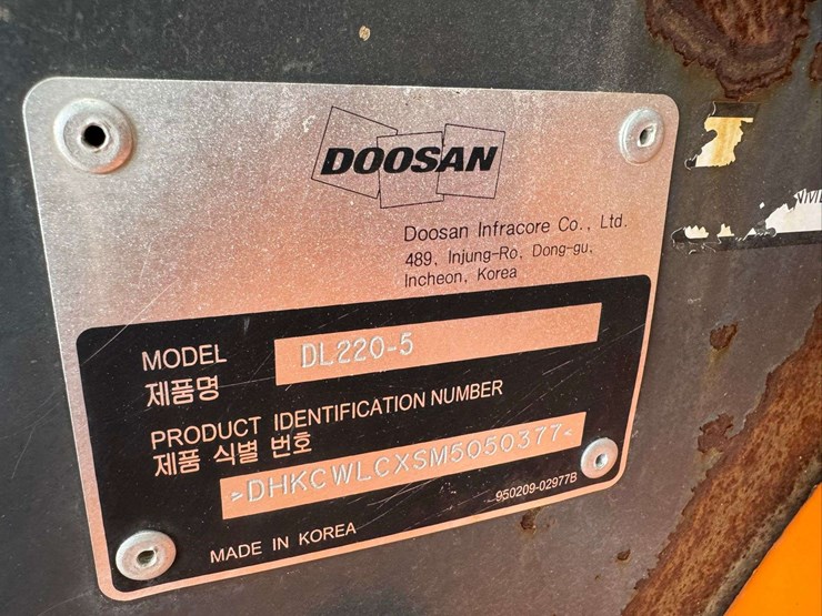 2021-doosan-dl220-5-image-13