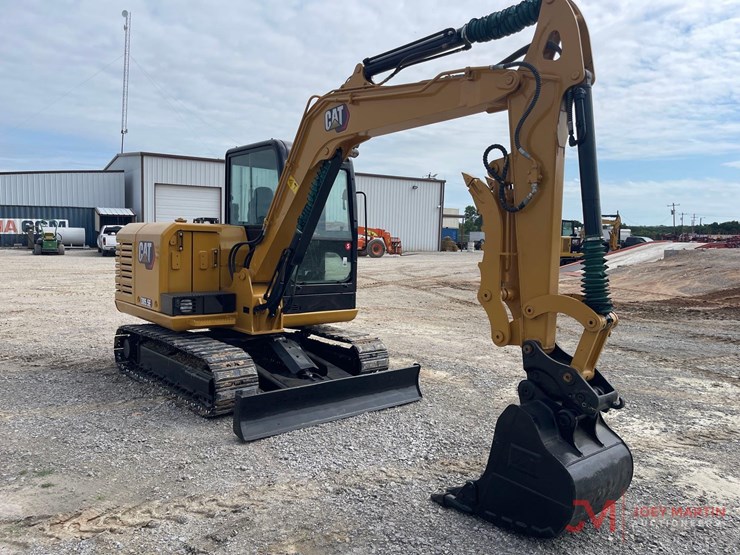 2021-caterpillar-305.5e2-image-3