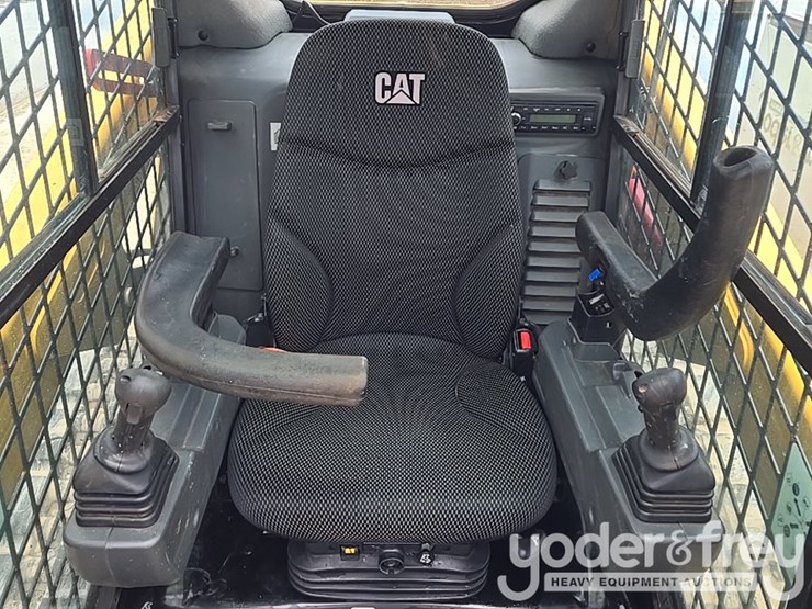 2022-caterpillar-259d3-image-39