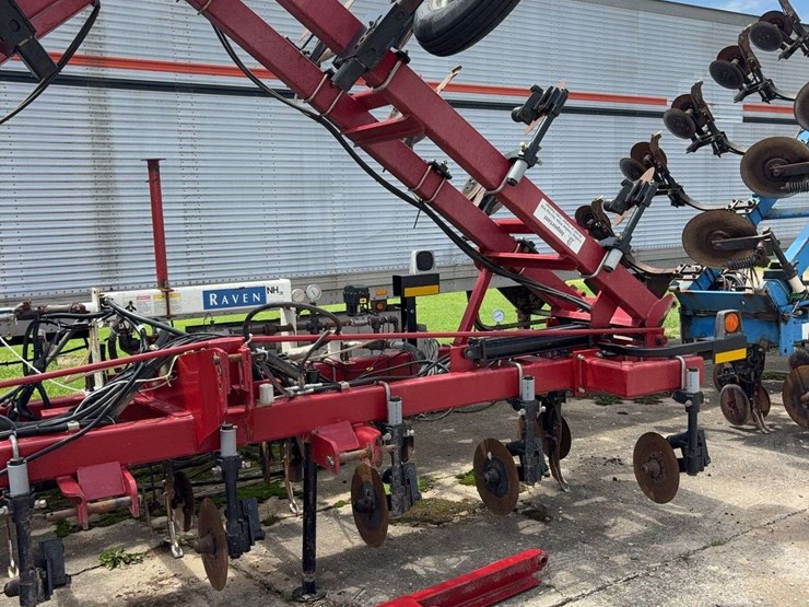 15-knife-nh3-bar,-3pt-or-pull-type-image-4