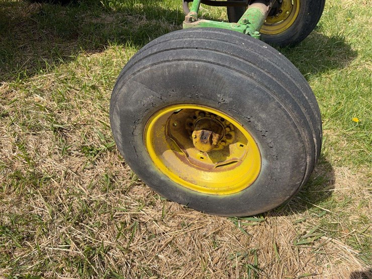 john-deere-730-image-15