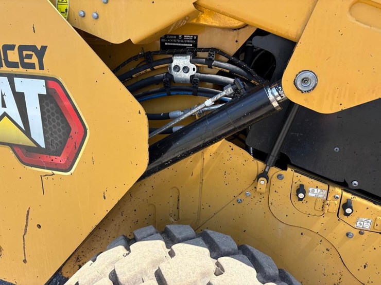 caterpillar-272d3-image-11