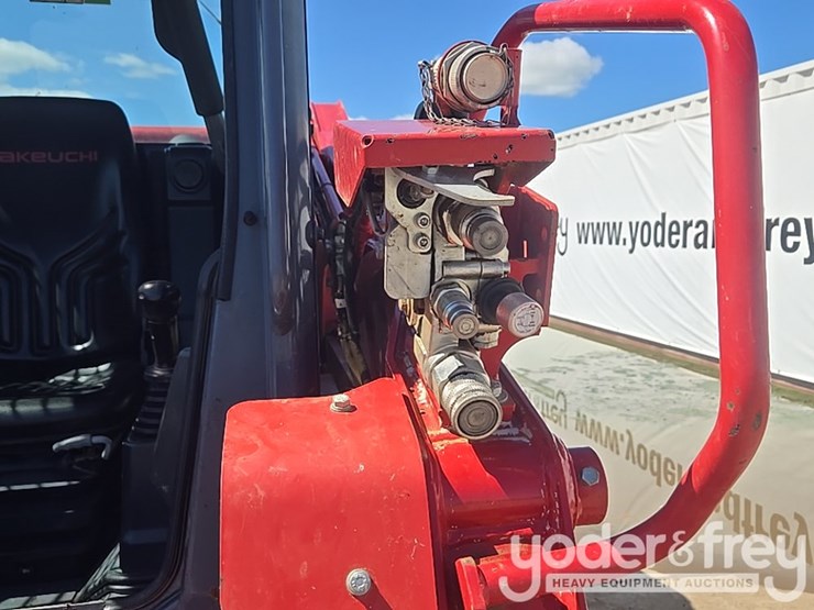 2022-takeuchi-tl12v2-image-22