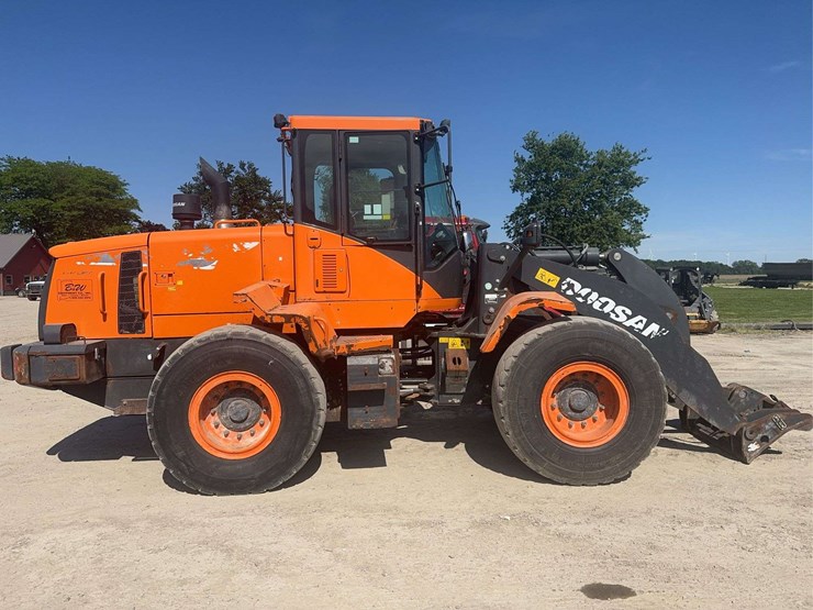 2021-doosan-dl220-5-image-4