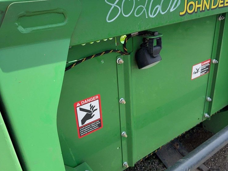 2018-john-deere-12-image-12
