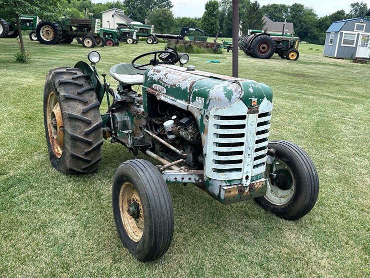 1958-oliver-super-55-image-4