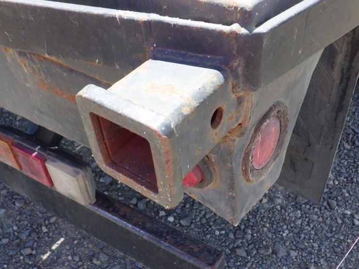 2004-chevrolet-3500-image-20