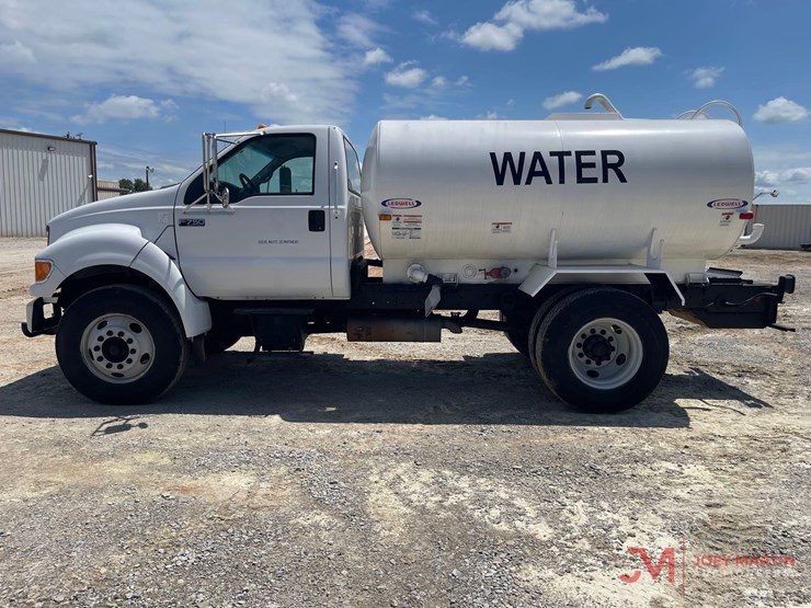 2001-ford-f750-image-5