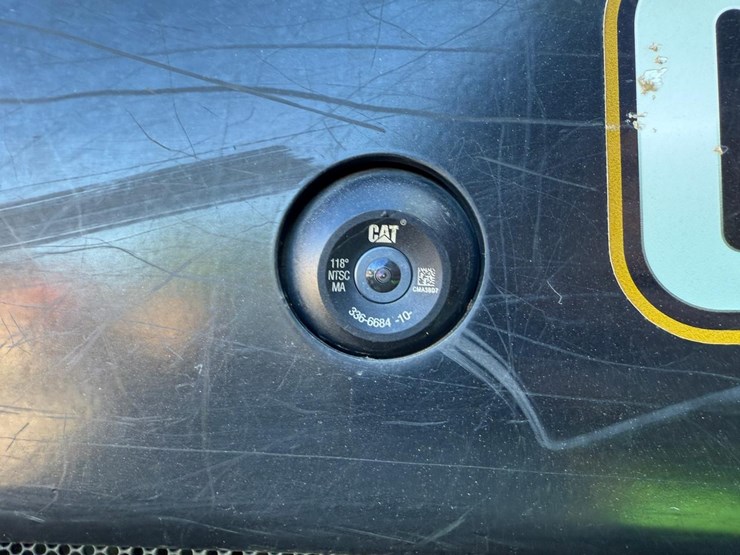 2021-caterpillar-259d3-image-16