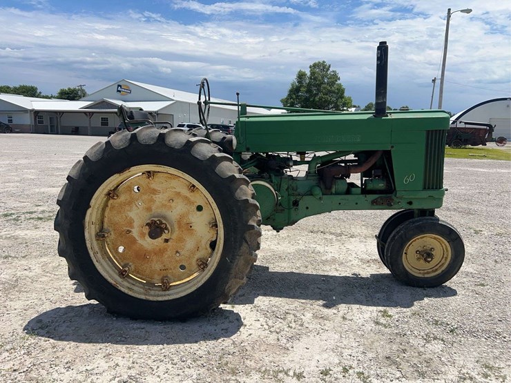 john-deere-60-image-6