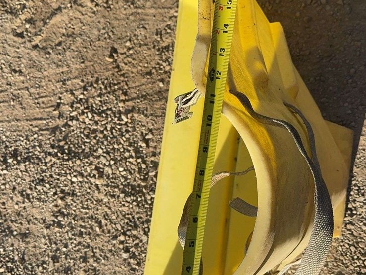 poly-auger-hopper---4’-wide-image-5