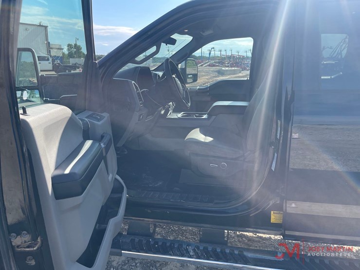 2019-ford-f250-xlt-image-20