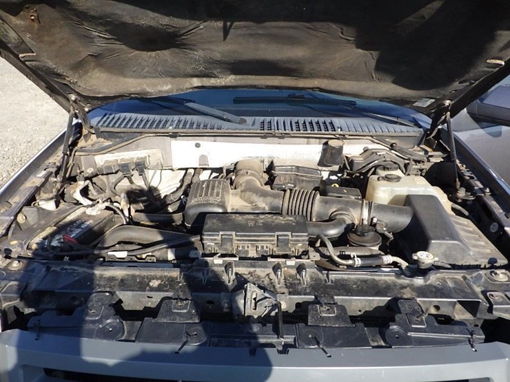 2010-ford-expedition-image-18