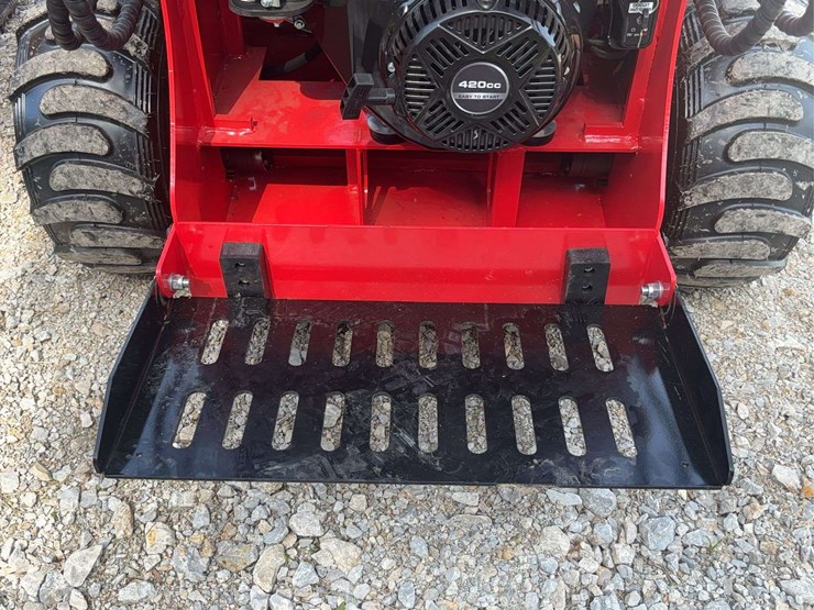 323tz-walk-behind-skid-steer-loader-image-12