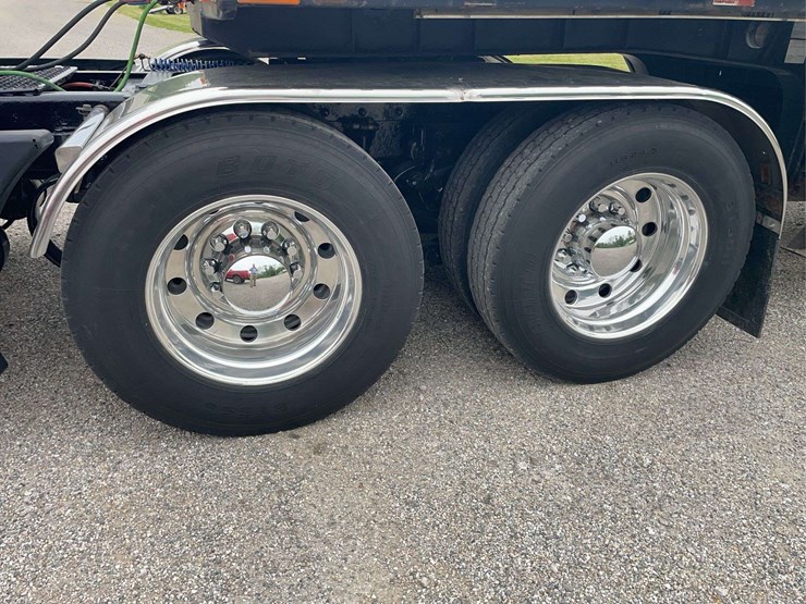 2004-kenworth-t600-image-7