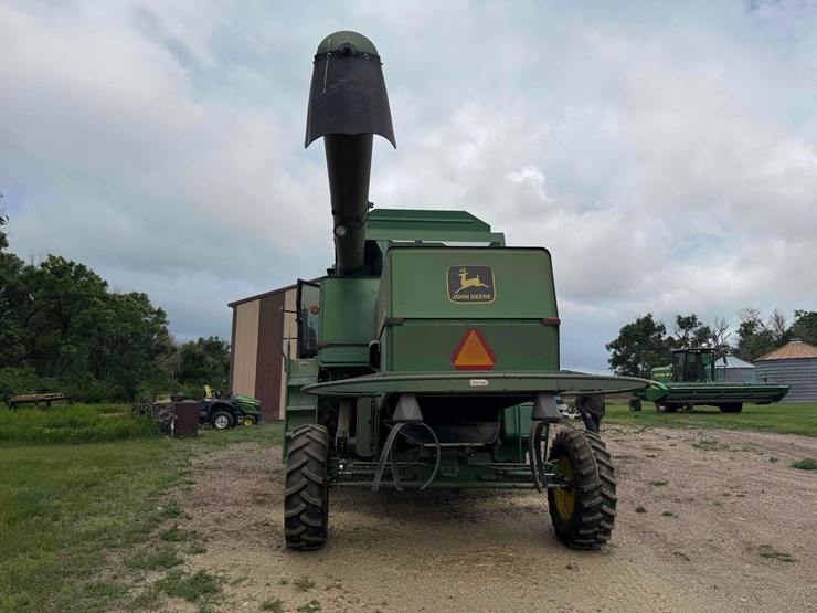 1982-john-deere-7720-image-3