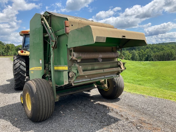 john-deere-568-image-2