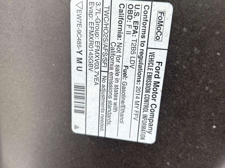 2014-ford-taurus-awd-sedan-image-26
