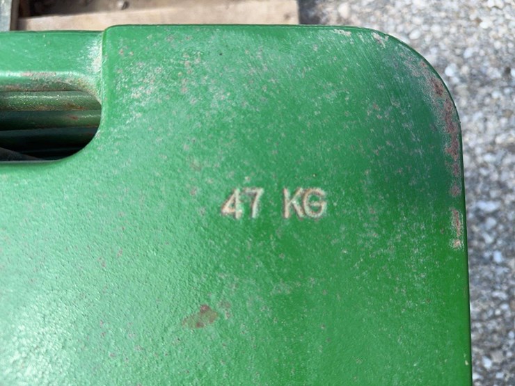 john-deere-weights---47kg-weights/103lbs---qty.-1-image-3