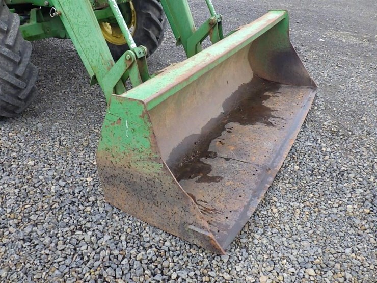 john-deere-210-image-15
