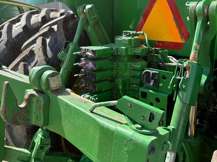 2012-john-deere-7230r-image-25