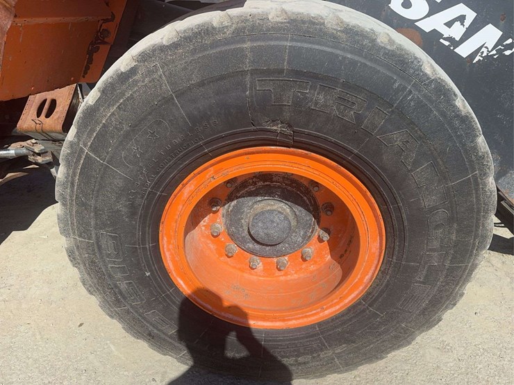 2021-doosan-dl220-5-image-32