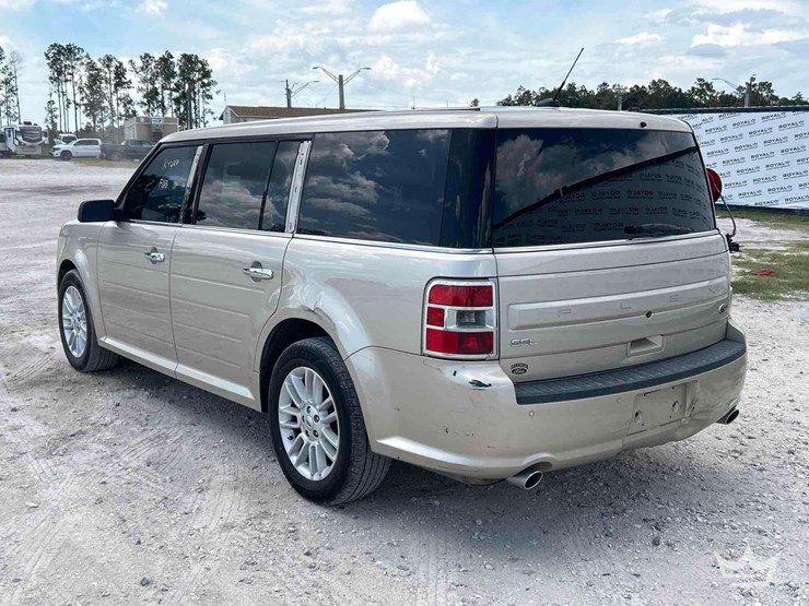 2018-ford-flex-image-3