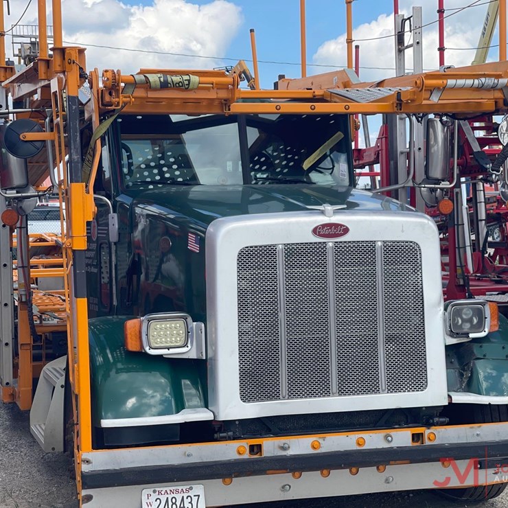 2016 PETERBILT 365