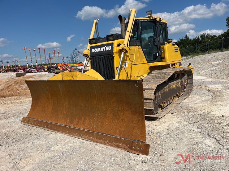 komatsu-d65px-18-image-4