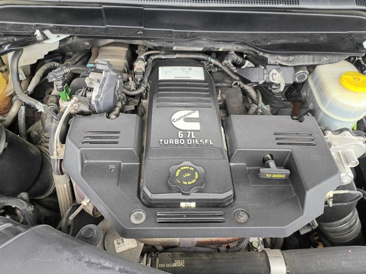 2020-dodge-2500-image-22