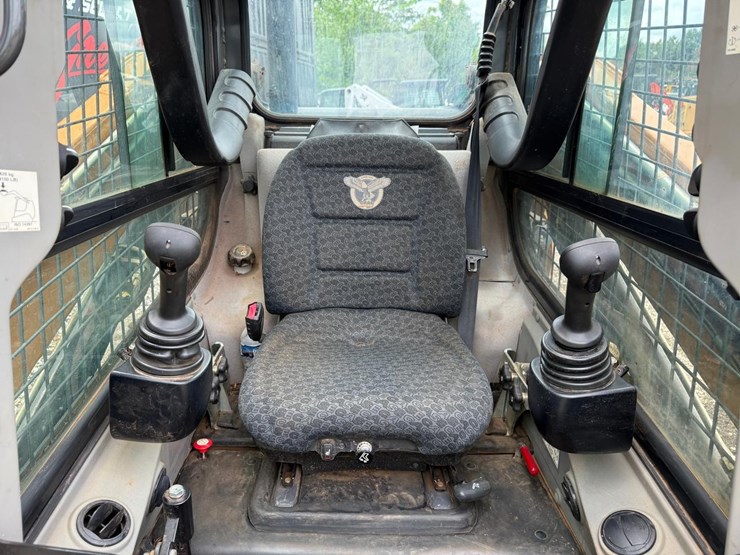 2020-case-tv450b-image-20