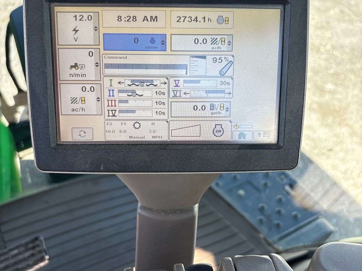 2012-john-deere-7230r-image-52