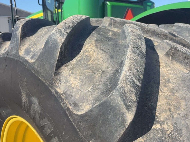 2014-john-deere-9510r-image-13