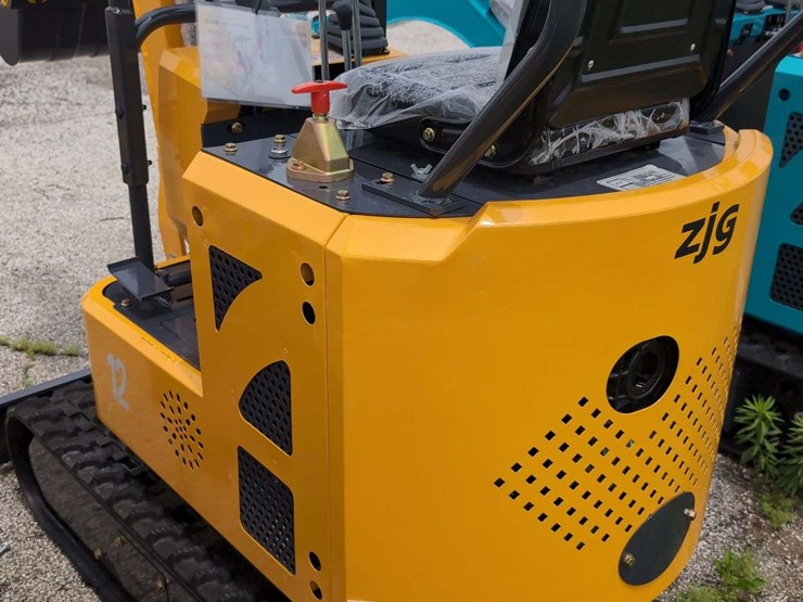 zjg-mini-excavator-zj-12---yellow-image-6