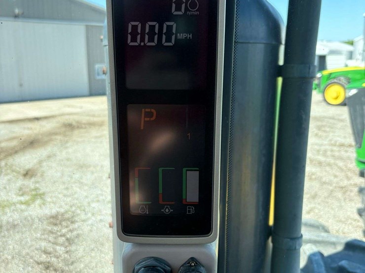 2012-john-deere-9510r-image-57