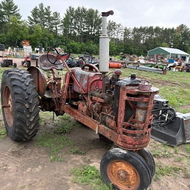 MASSEY-FERGUSON 22