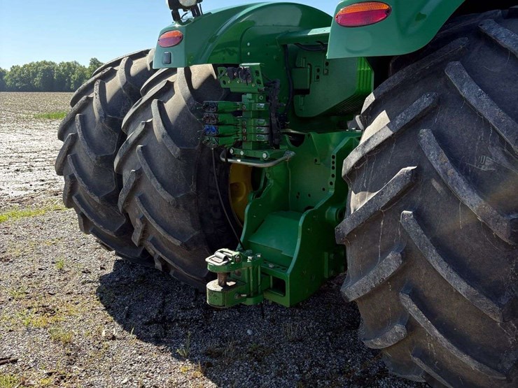 2012-john-deere-9510r-image-43