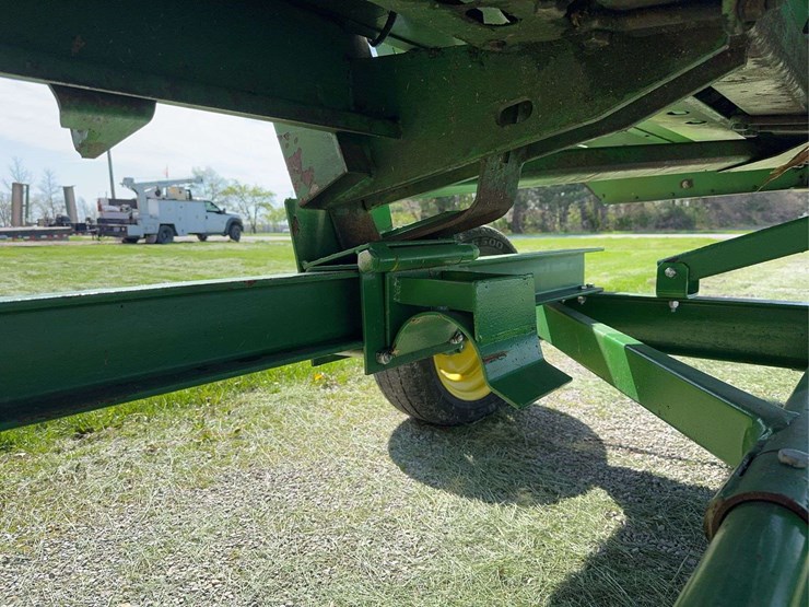 674-header-cart---setup-for-corn-head-or-platform-image-13